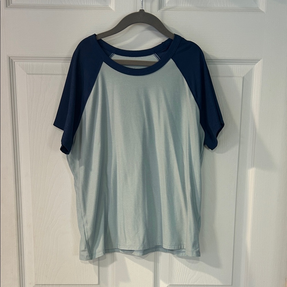 Old Navy Girl’s Active Blue Tee